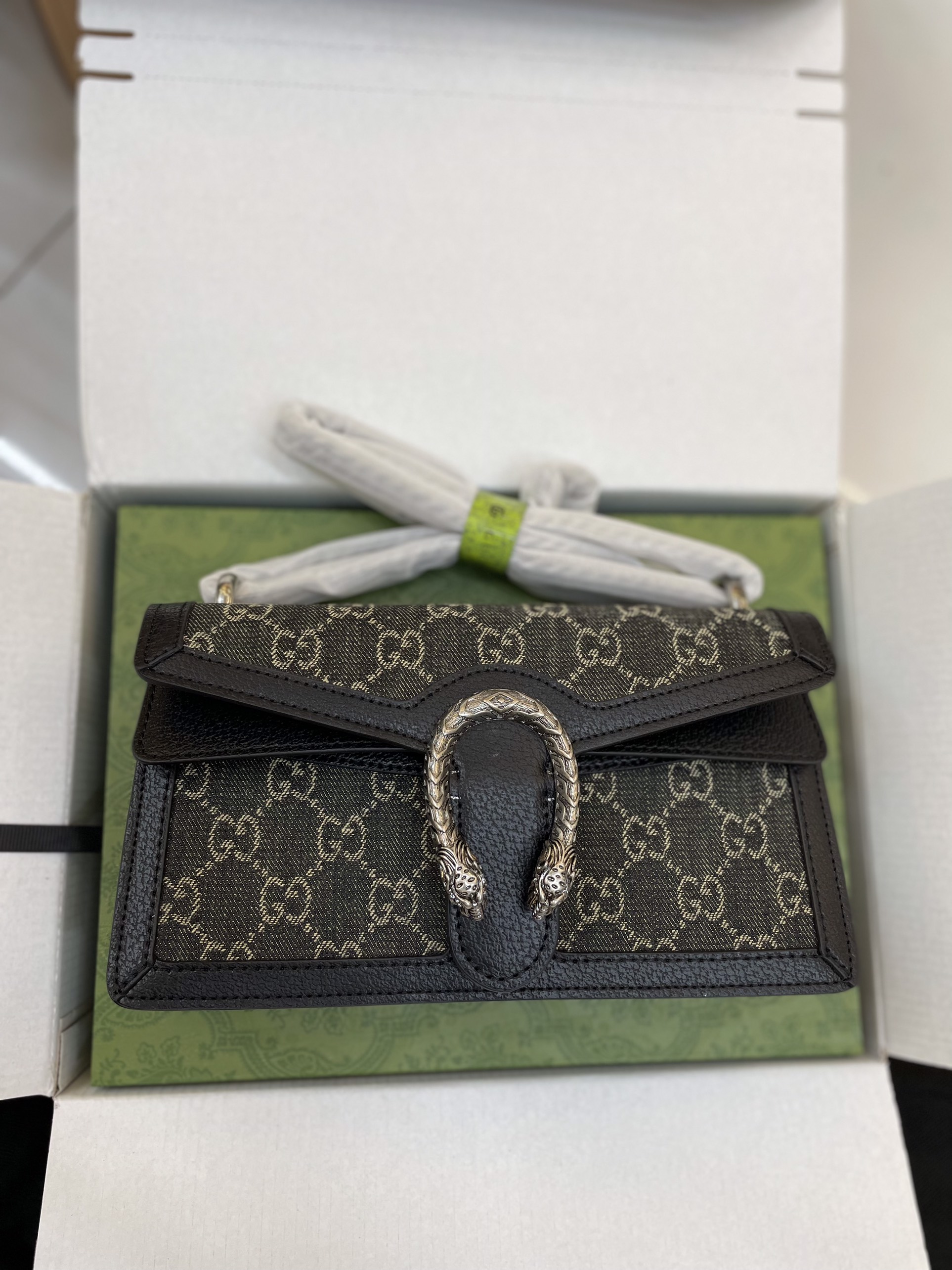 Túi Xách Gucci Dionysus Super Màu Đen Khóa Bạc Size 25cm